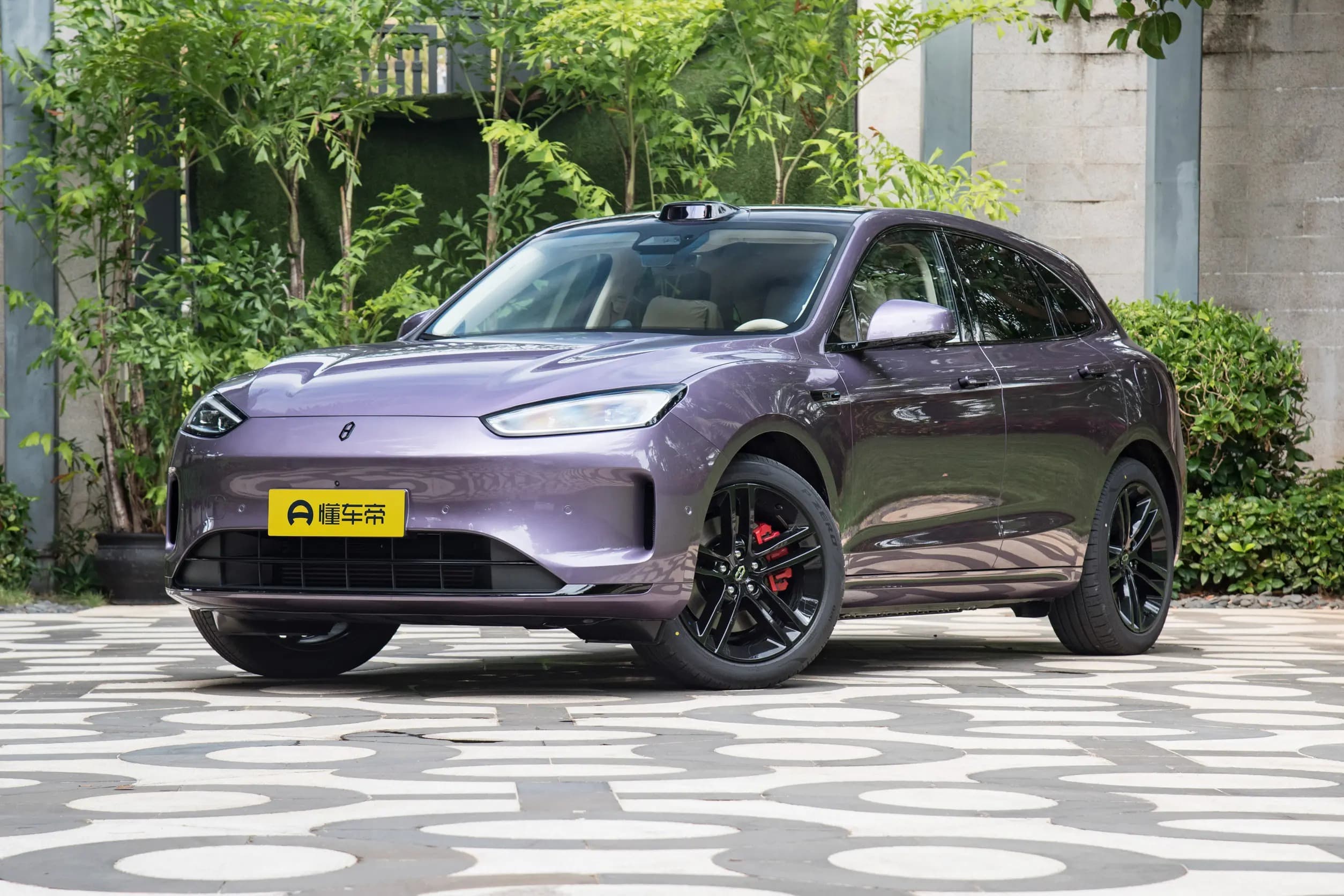 AITO M5 EREV Ultra RWD в Беларуси — фото 1