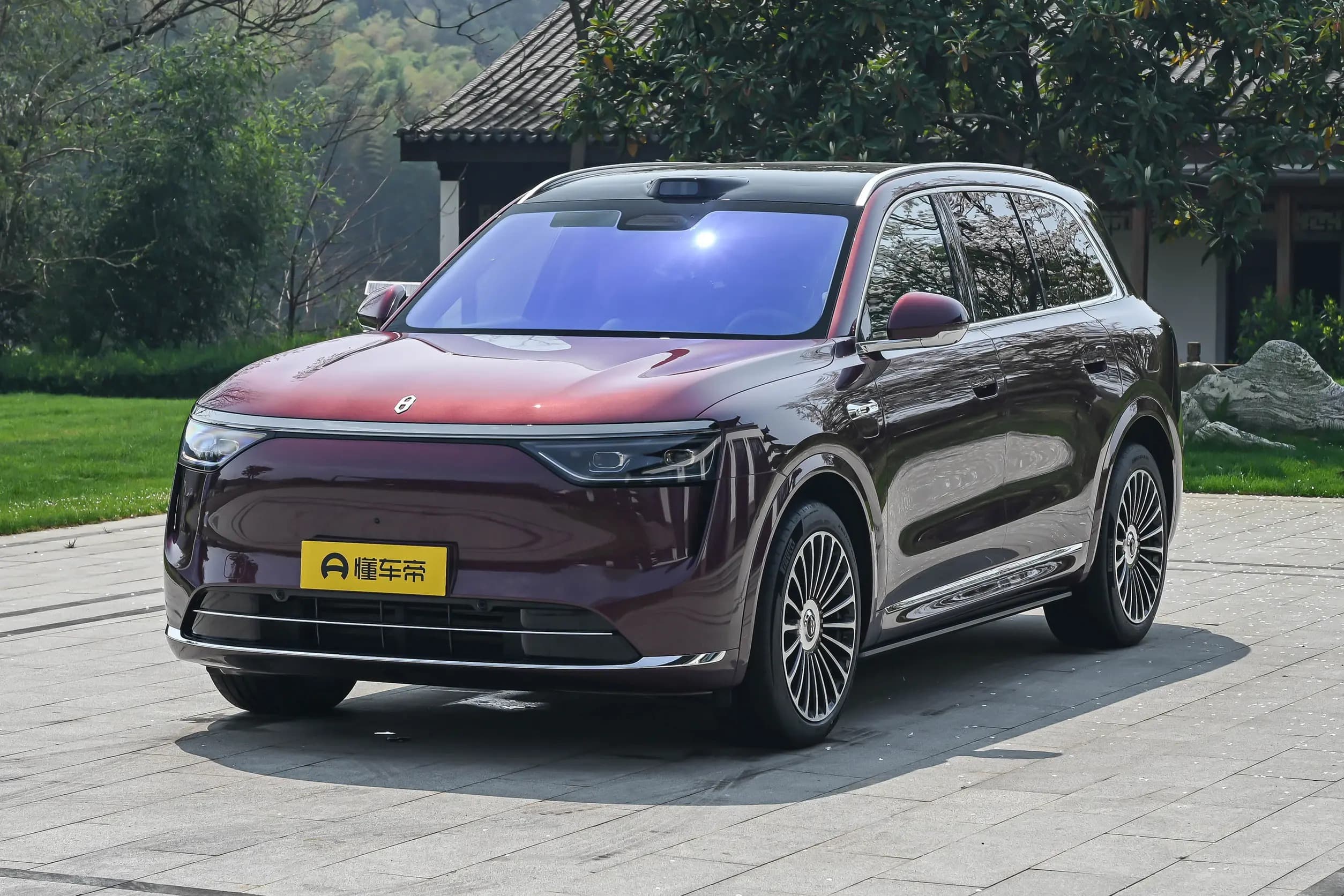 AITO M8 EREV Max 6 мест у Беларусі