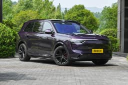AITO M8 EV Max+ 6 мест у Беларусі 3