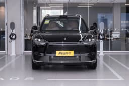 AITO M9 EV Max 6 мест у Беларусі 3