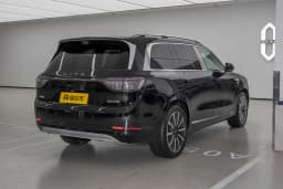 AITO M9 EV Max 6 мест у Беларусі 8