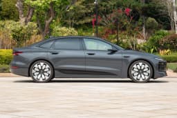 Audi A6L e-tron quattro Qiankun в Беларуси 2