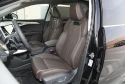 Audi Q5 e-tron 50 quattro Shining Edition Clothing Set в Беларуси 6