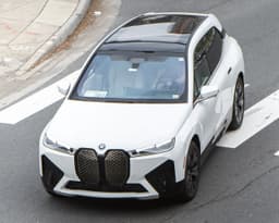 BMW iX xDrive45 (рестайлинг 2025/2026) 3