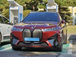 BMW iX xDrive45 (рестайлинг 2025/2026) 4