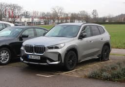 BMW iX1 eDrive20 3