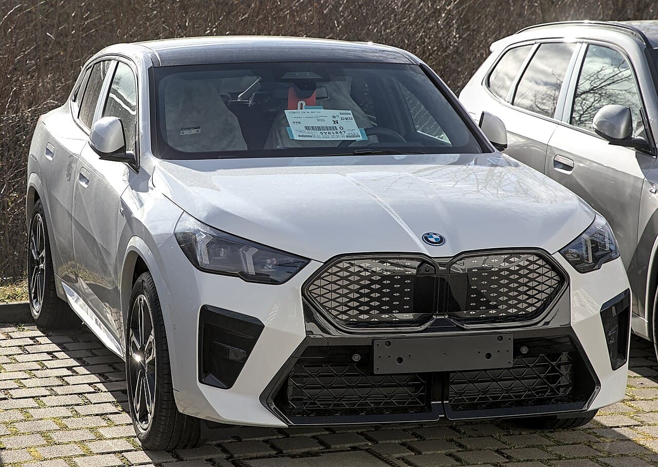 BMW iX2 xDrive30 M Sport