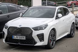 BMW iX2 xDrive30 M Sport 3