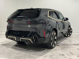 BMW XM 50e M Sport у Беларусі 4