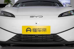 BYD e7 Smart 450 у Беларусі 8