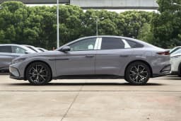BYD Han DM-i 245 Comfort в Беларуси 4