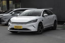 BYD Qin L EV 470KM Leading в Беларуси 1