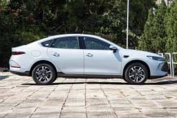 BYD Qin Plus DM-i 128KM Progressive в Беларуси 6