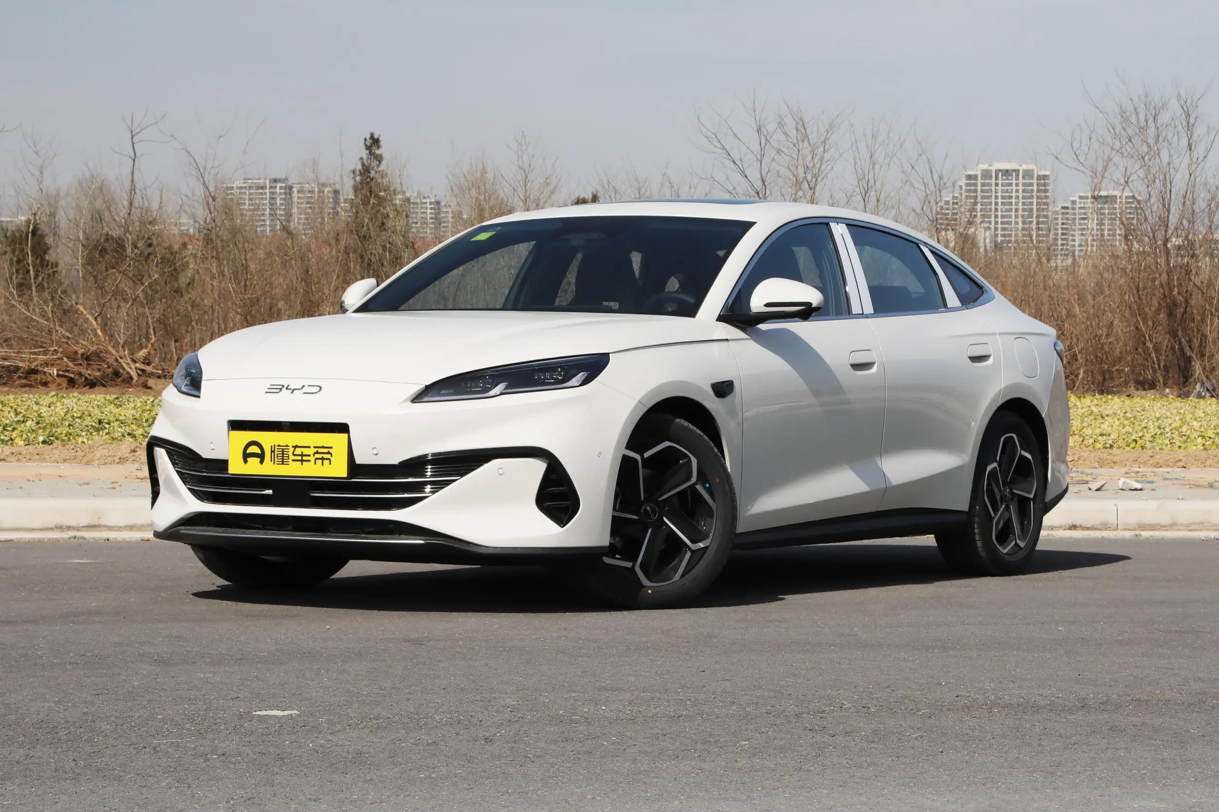 BYD Seal 06 DM-i 128 Luxury у Беларусі