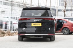 BYD Xia DM-i 100 Progressive в Беларуси 7