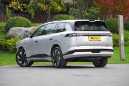Dongfeng eπ008 Max Ruyi EREV у Беларусі 5
