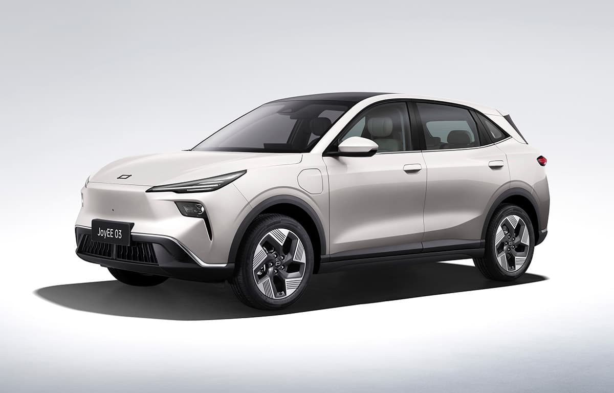 FAW Bestune JoyEE S04 Luxury