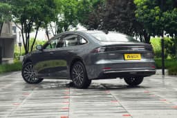 Geely Galaxy A7 EM-i 70 км Launch у Беларусі 3
