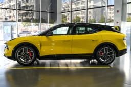 Lotus Eletre 600 у Беларусі 2