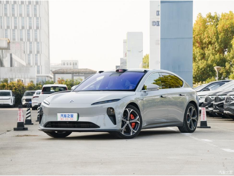 NIO ET5