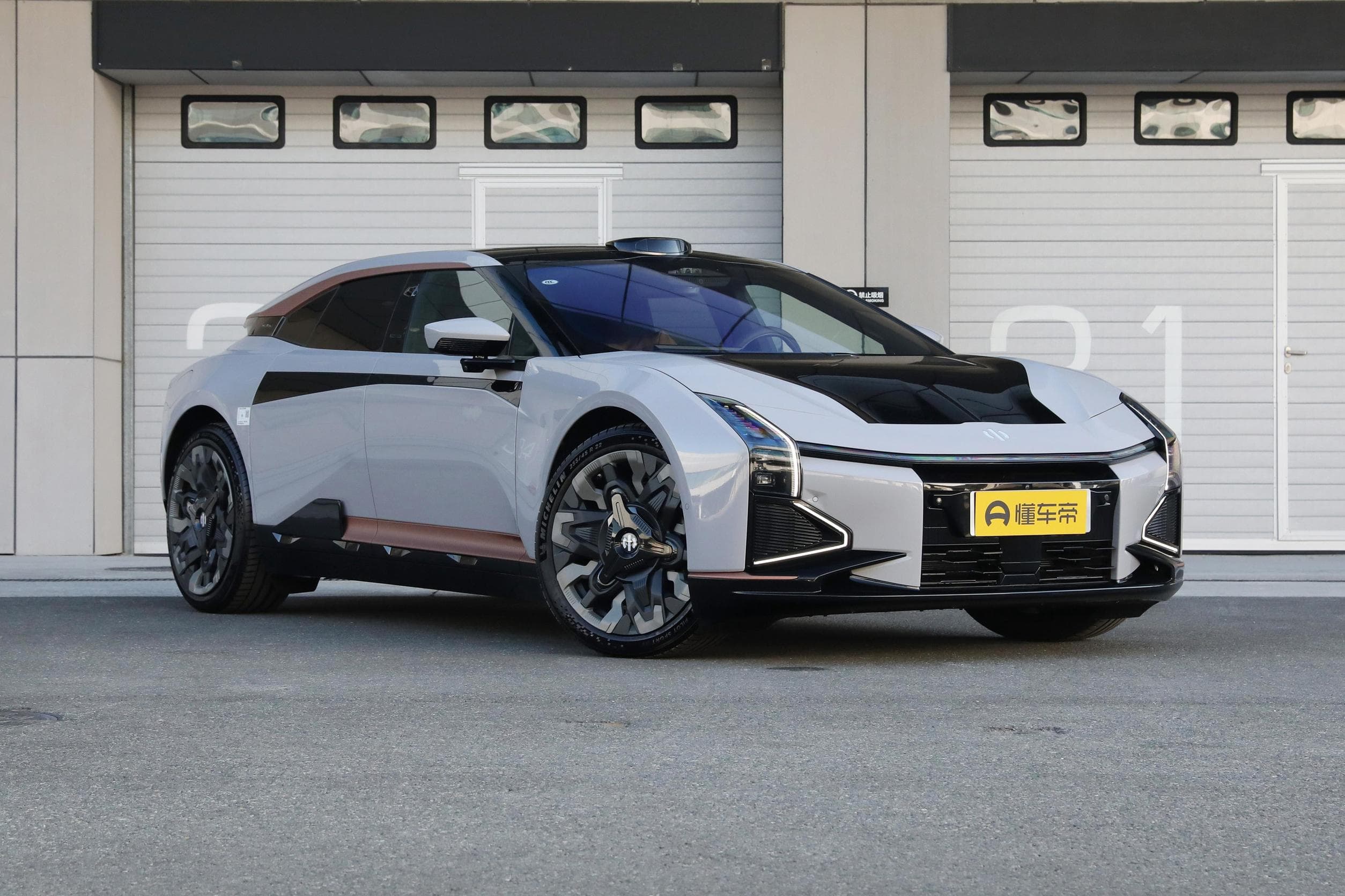 HiPhi Z City 5-seater в Беларуси