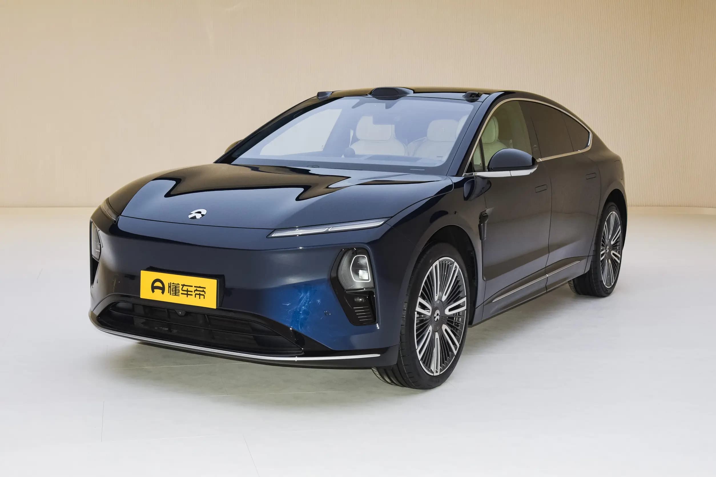 NIO ET9 AWD в Беларуси — фото 1